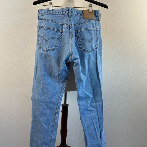 EUC Vintage Levi’s Men’s Jeans - Picture 7 of 10